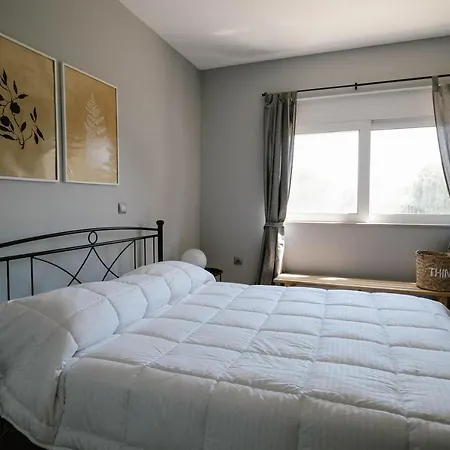 Cozy Summer In The Woods - Rhodes Appartamento