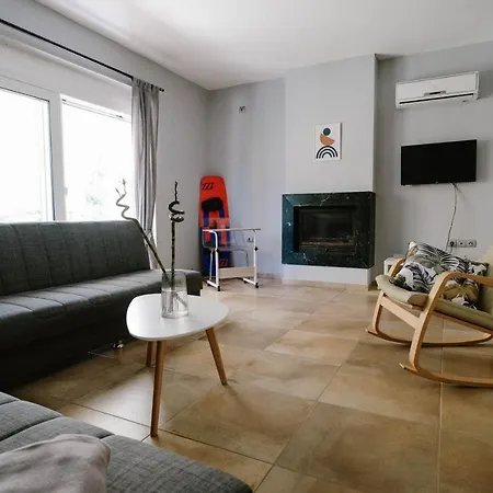 Cozy Summer In The Woods - Rhodes Appartamento