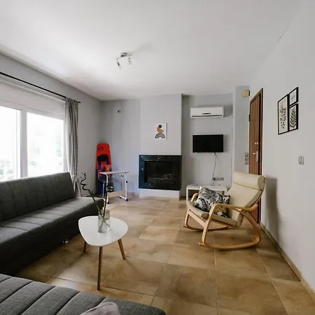 Cozy Summer In The Woods - Rhodes Appartamento